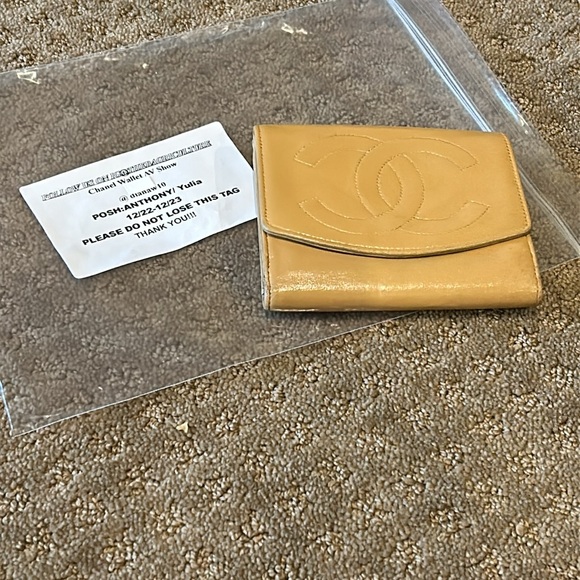 Chanel Authentic Classic Vintage Interlocking CC Logo Snap Bifold Wallet - Picture 12 of 15